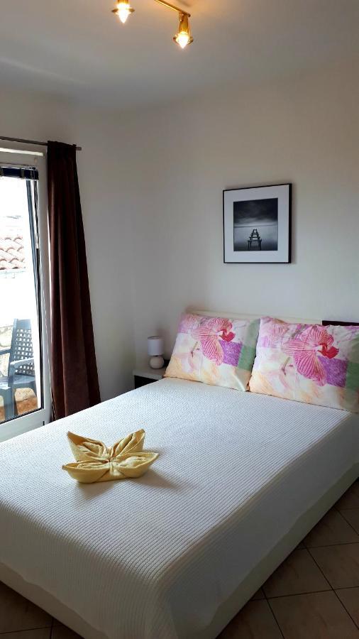 Apartmani Kalinic Bijela Exterior foto